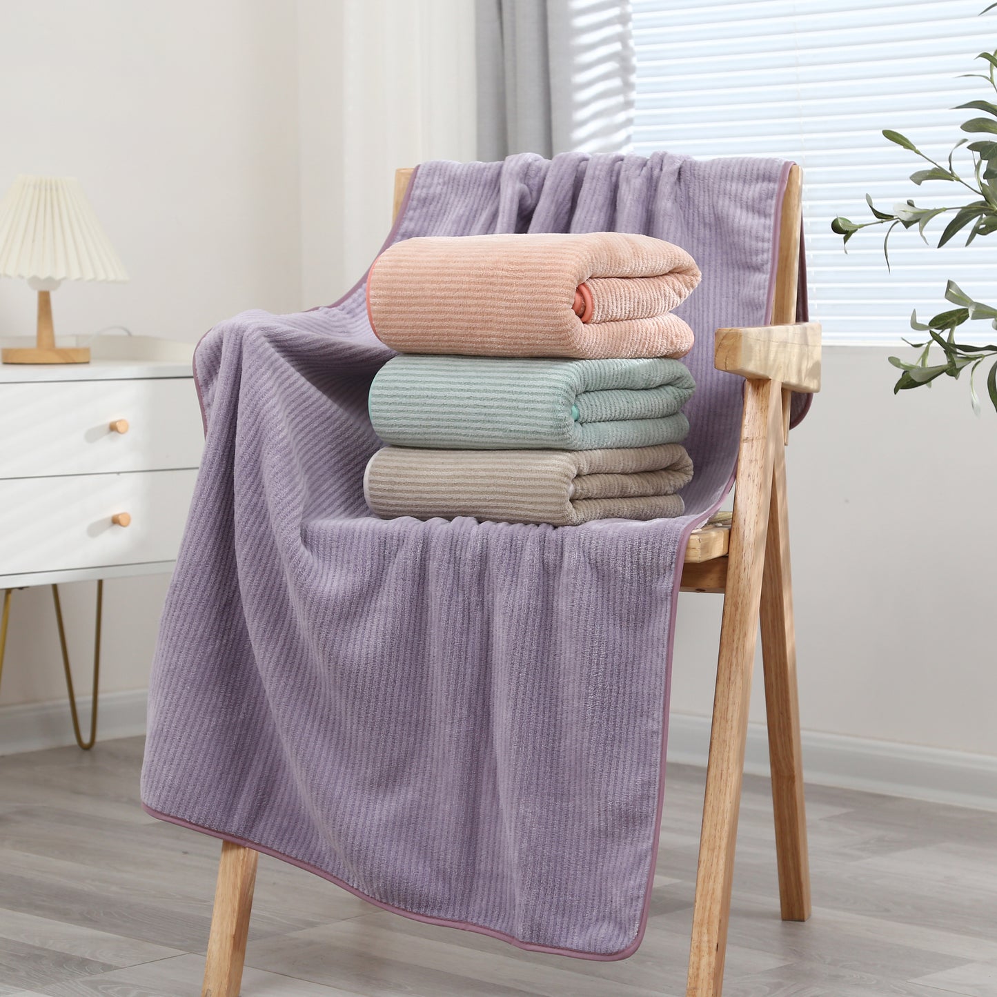 Candy strips Bathtowel
