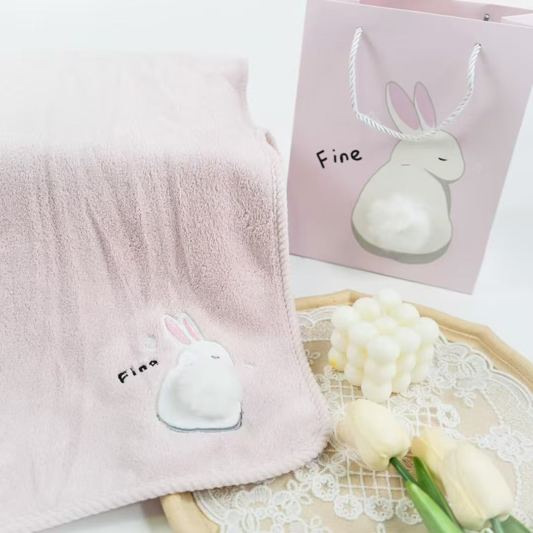 Cute pets show up Towel