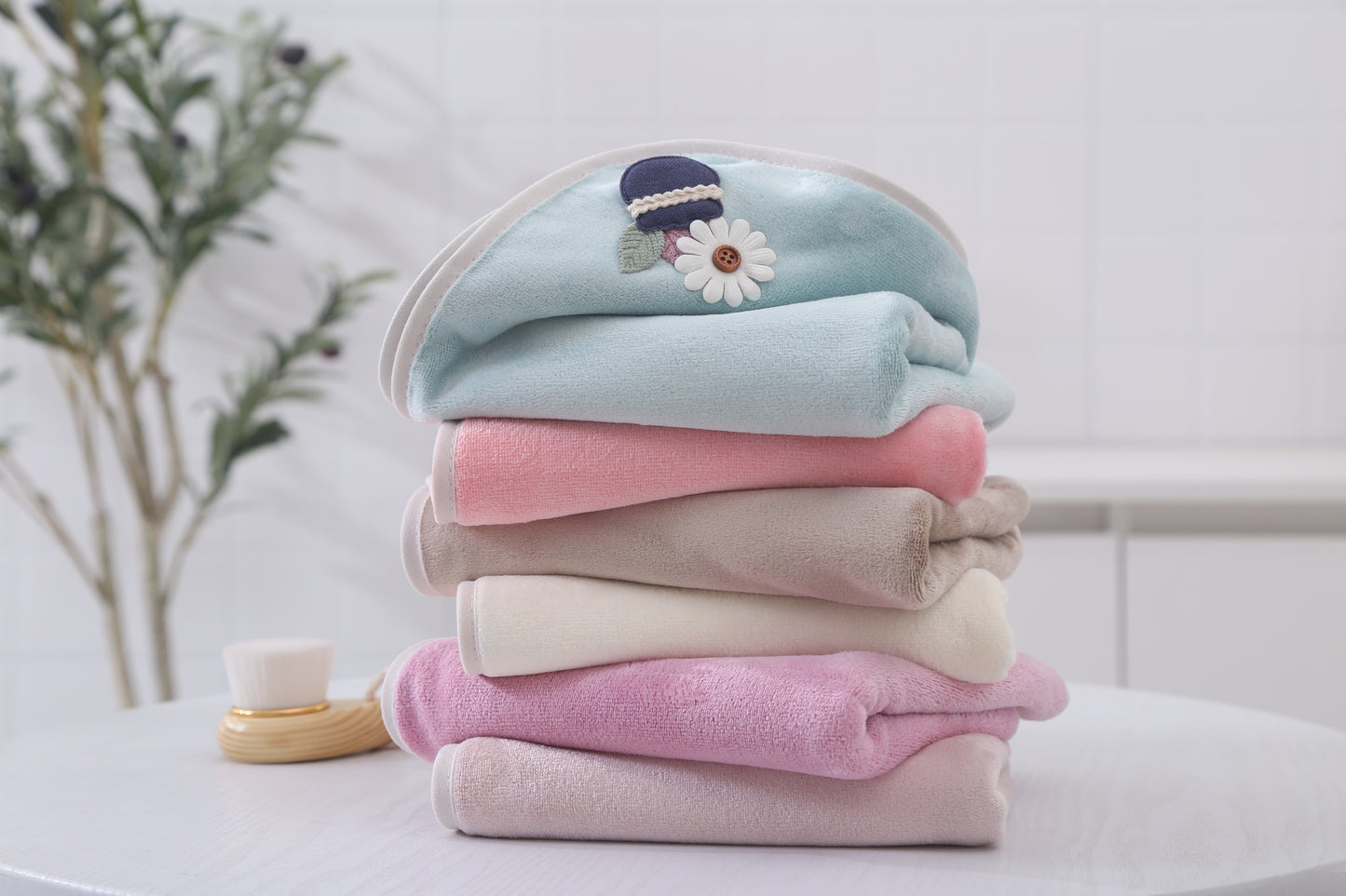 Daisy bathtowel