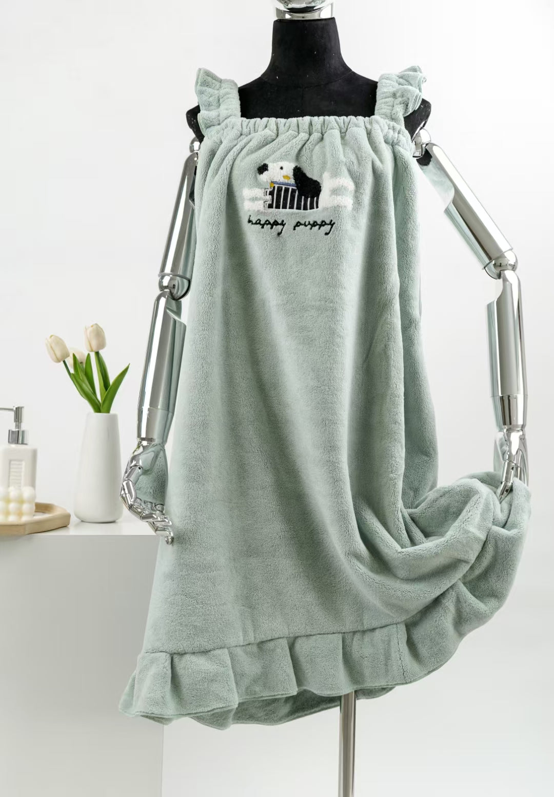 Fly dog bath skirt