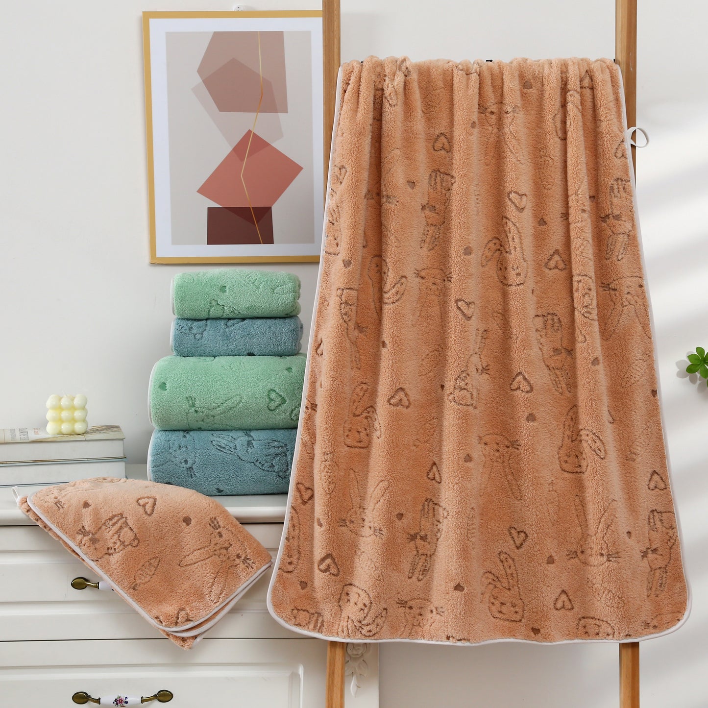 Hollowed-out style — bathtowel