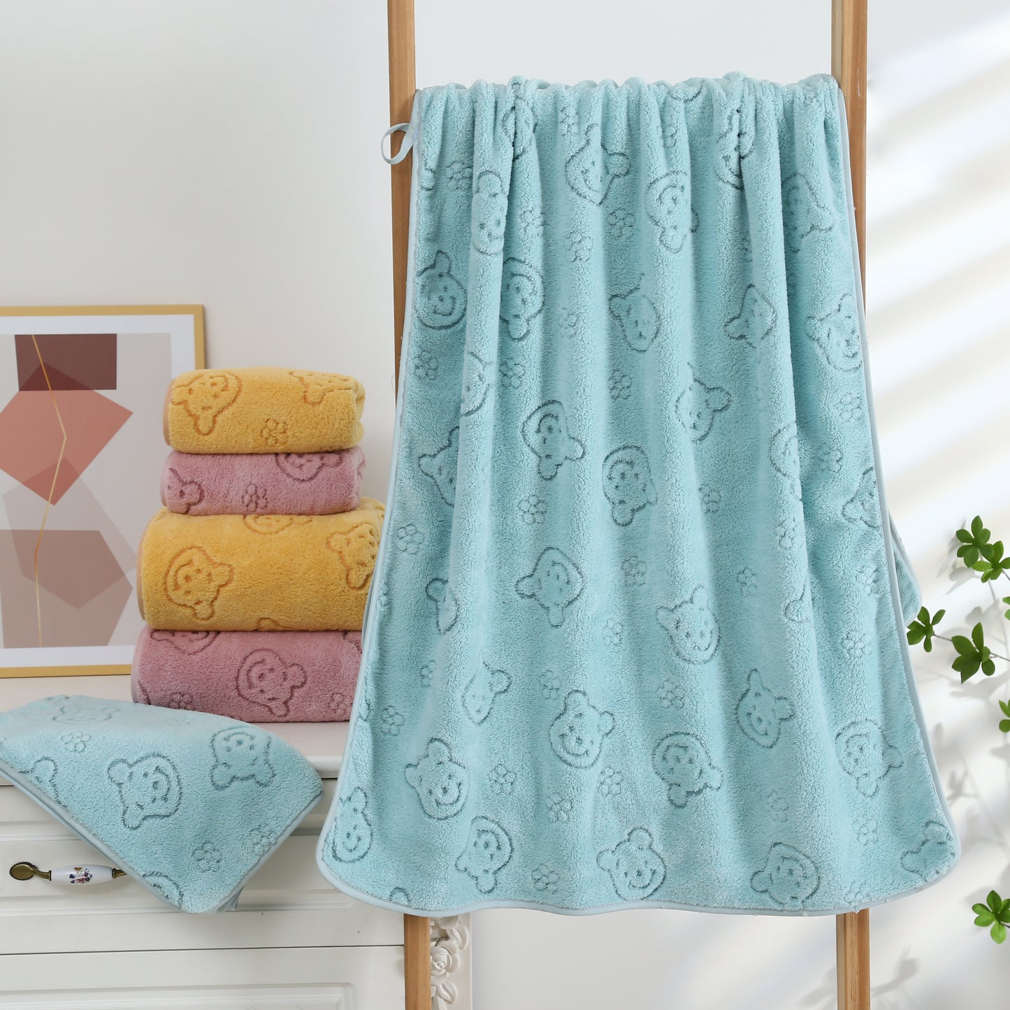 Hollowed-out style — bathtowel