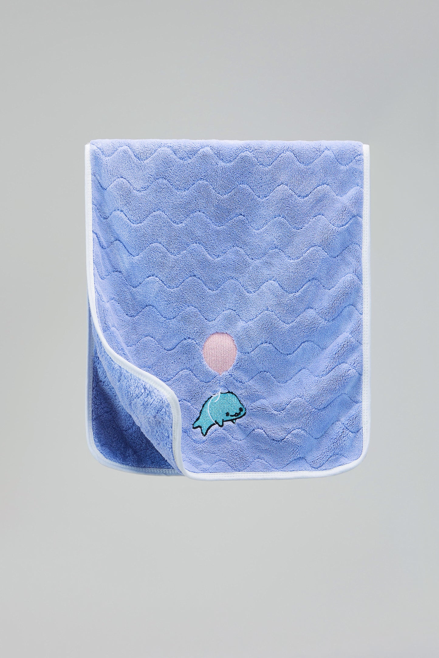 Underwater world towel