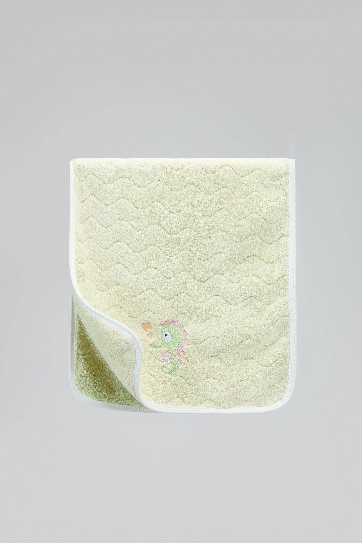 Underwater world towel