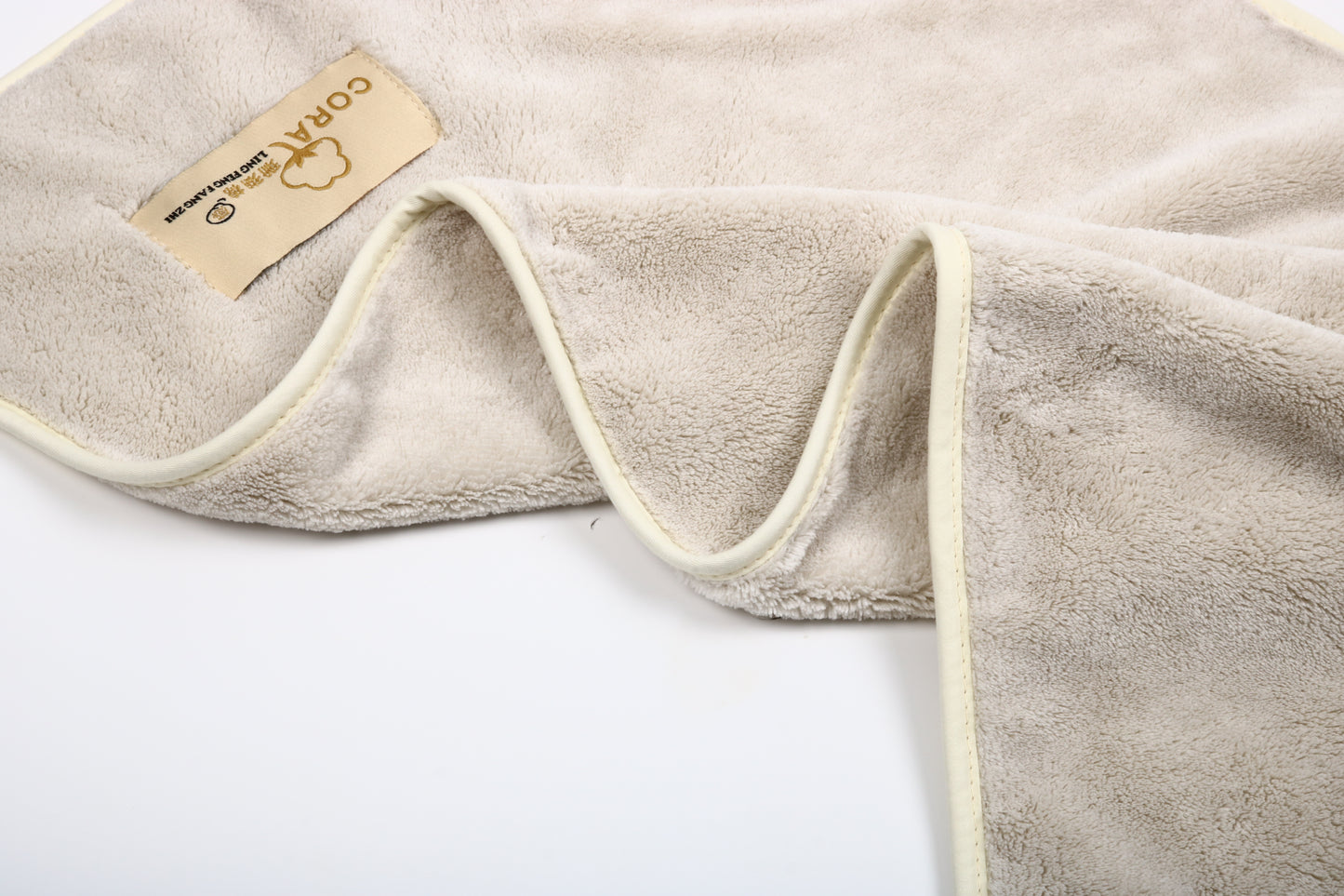 Cotton-like coral velvet bathtowel