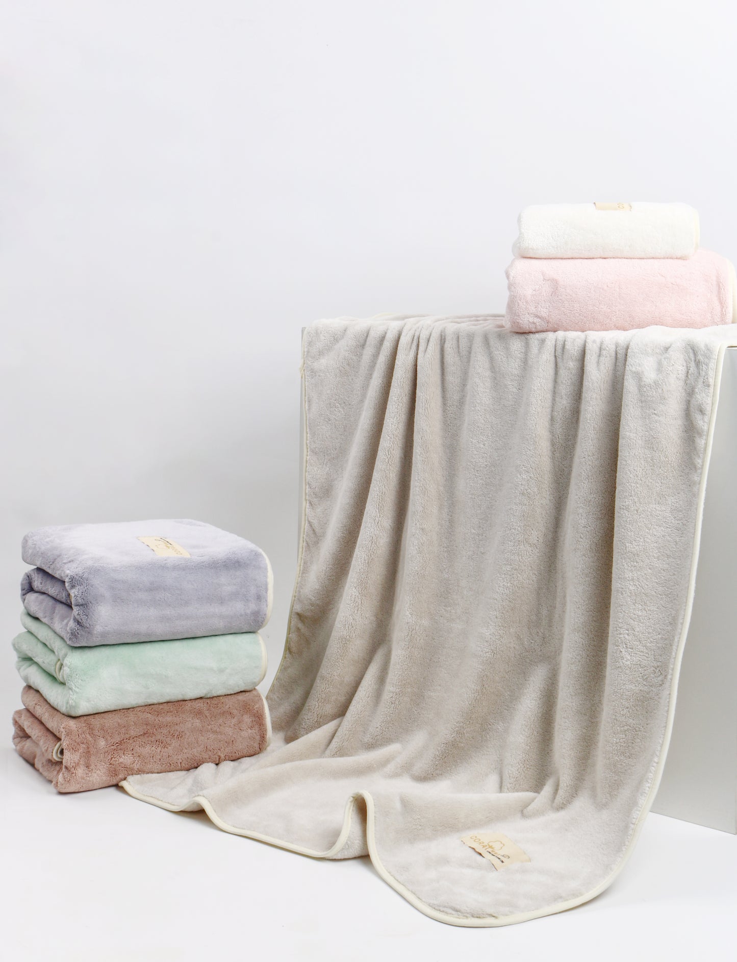 Cotton-like coral velvet bathtowel