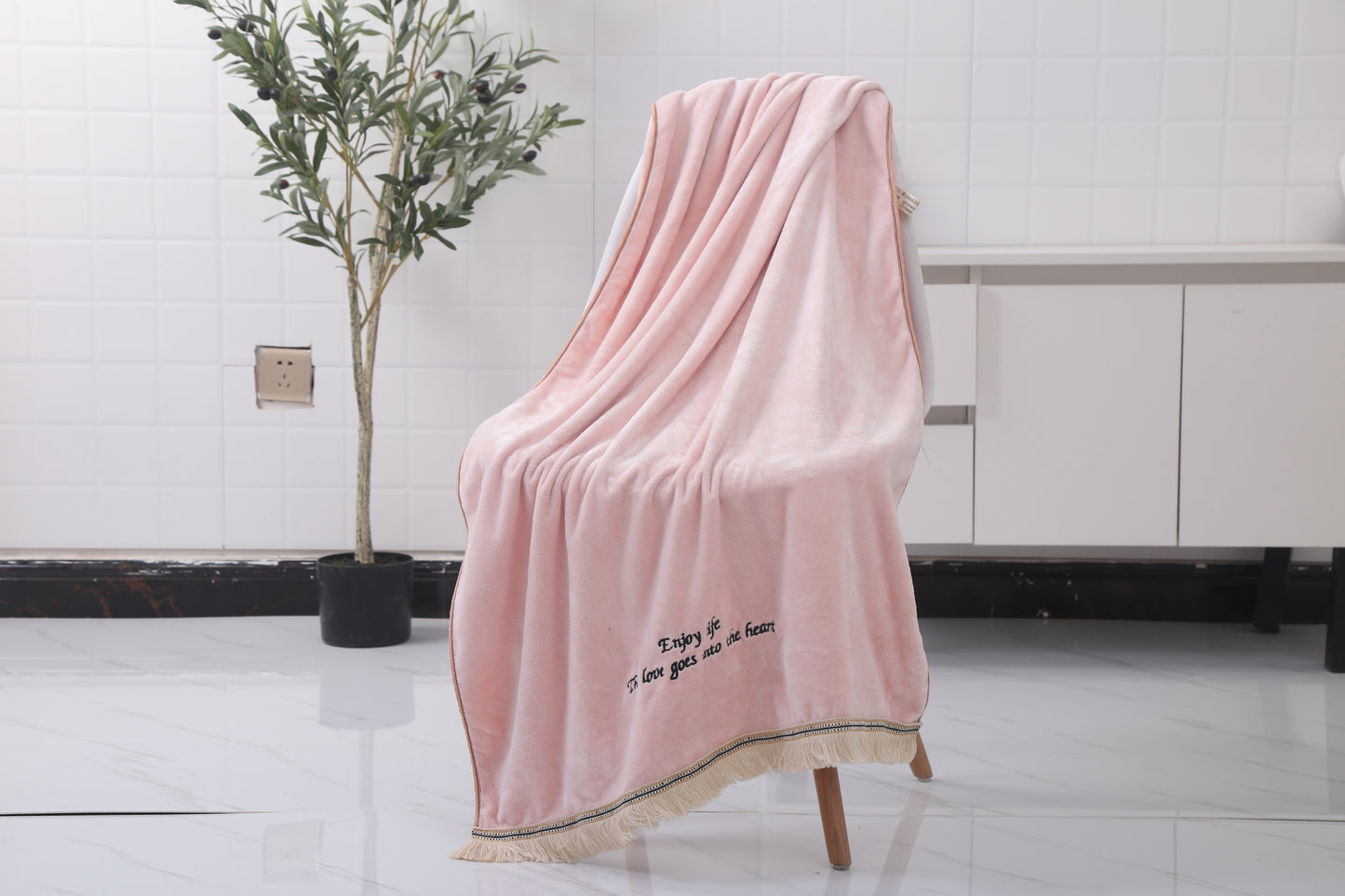 Tassel towel