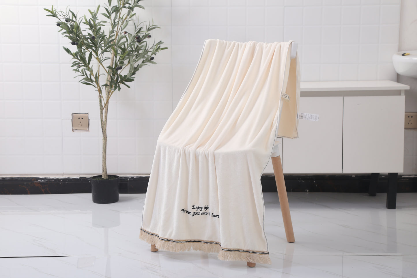 Tassel towel