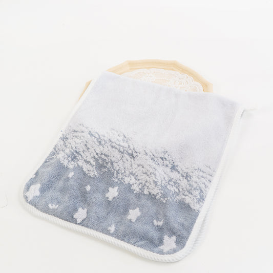 Two-color jacquard with high and low hair towel