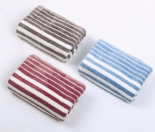 Zebra stripes bathtowel